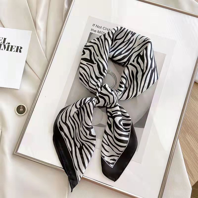 Silk Scarf Square - موضة جديدة زيبرا مطبوعة وشاح مربع