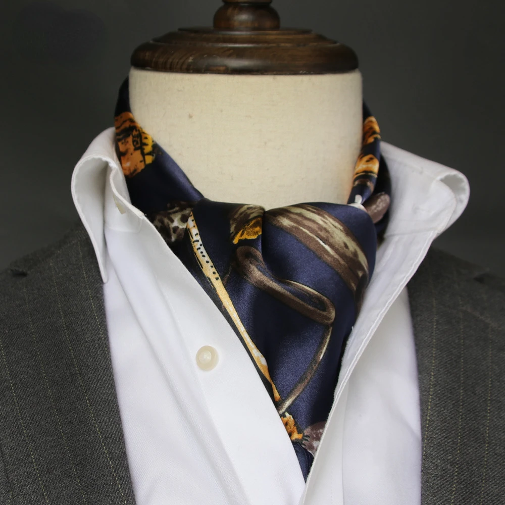 وشاح حريري بريطاني للرجال ، من - مراجعة Silk Scarf Square وسعره
