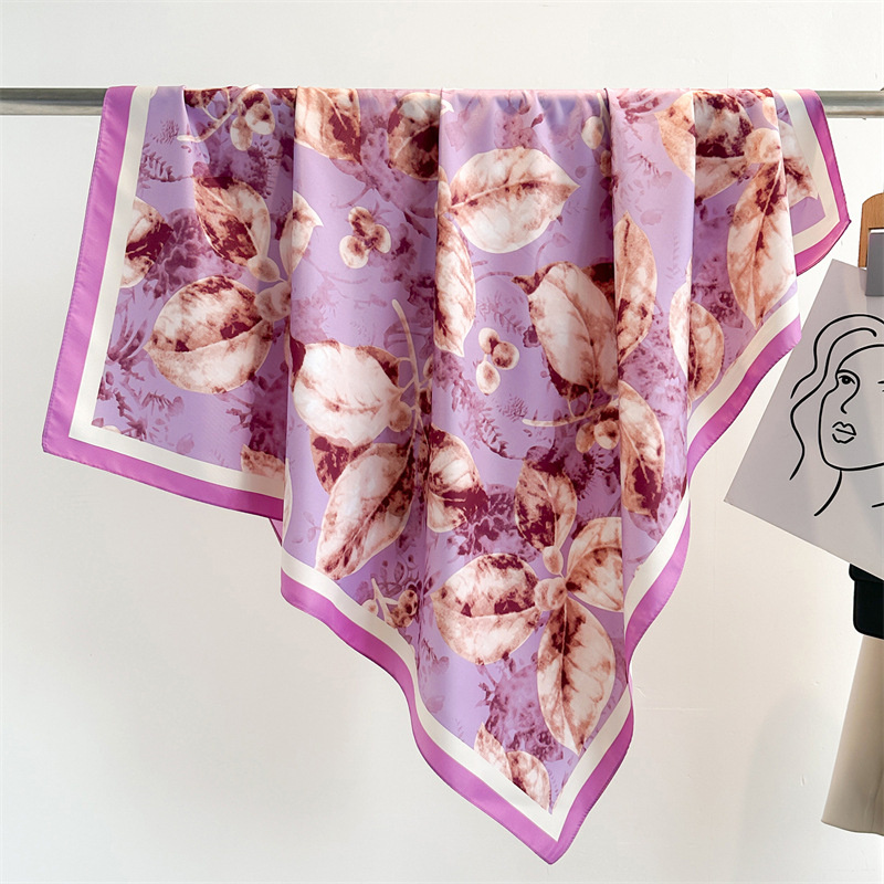 وشاح كبير مربع مطبوع للإناث ،  - مراجعة Silk Scarf Square وسعره